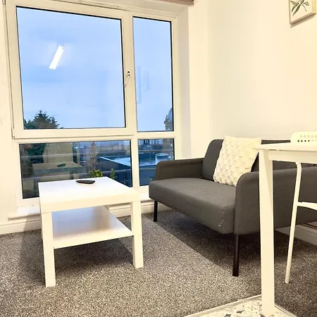 Apartment 2 Bed Comfortable Samara Place